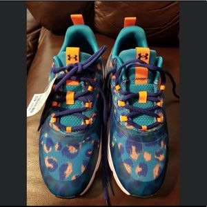 ISO 👀 Under Armour Leopard Blue Teal Orange Running Shoes